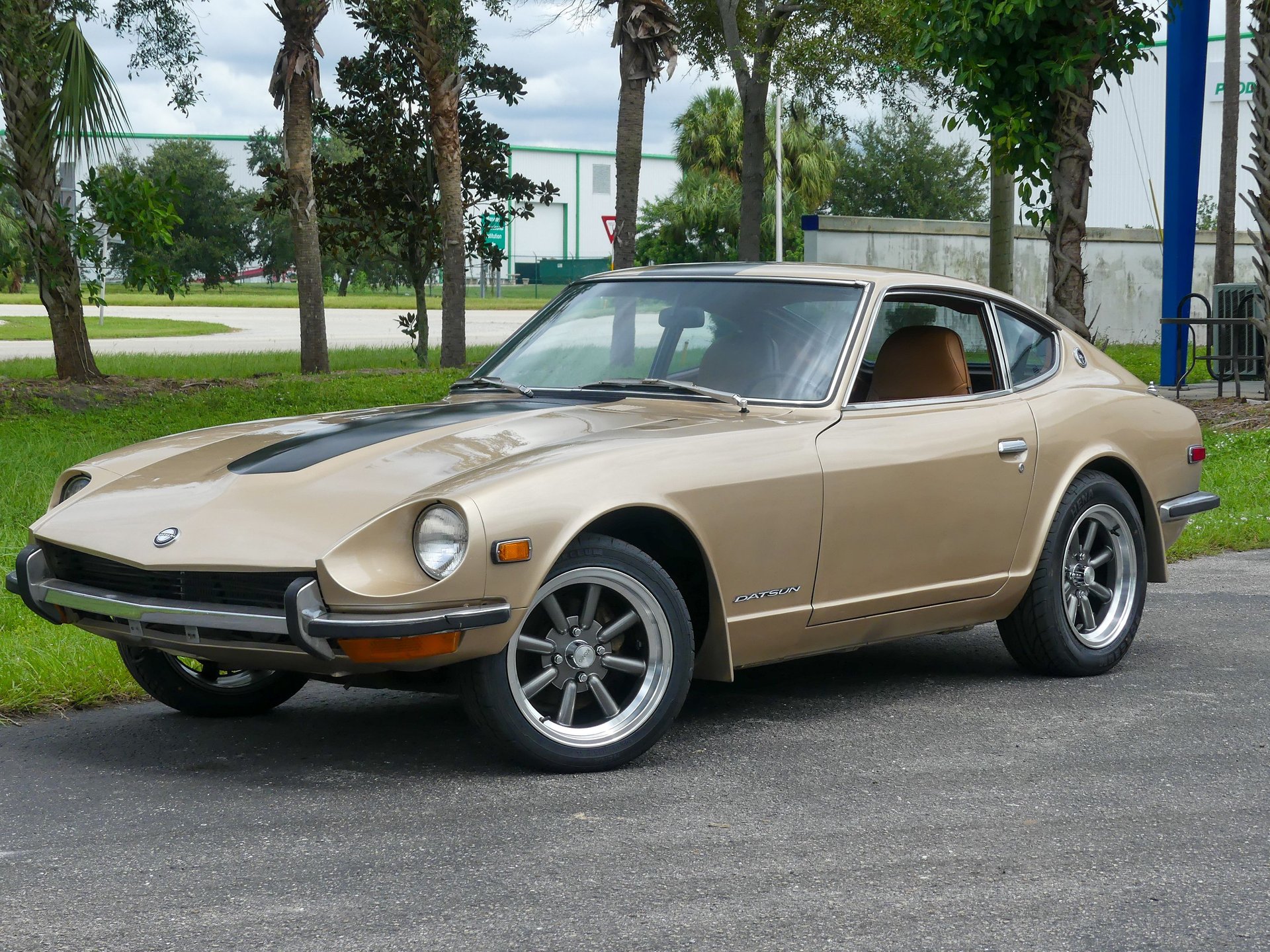1972-datsun-240z-v3mpyyhq